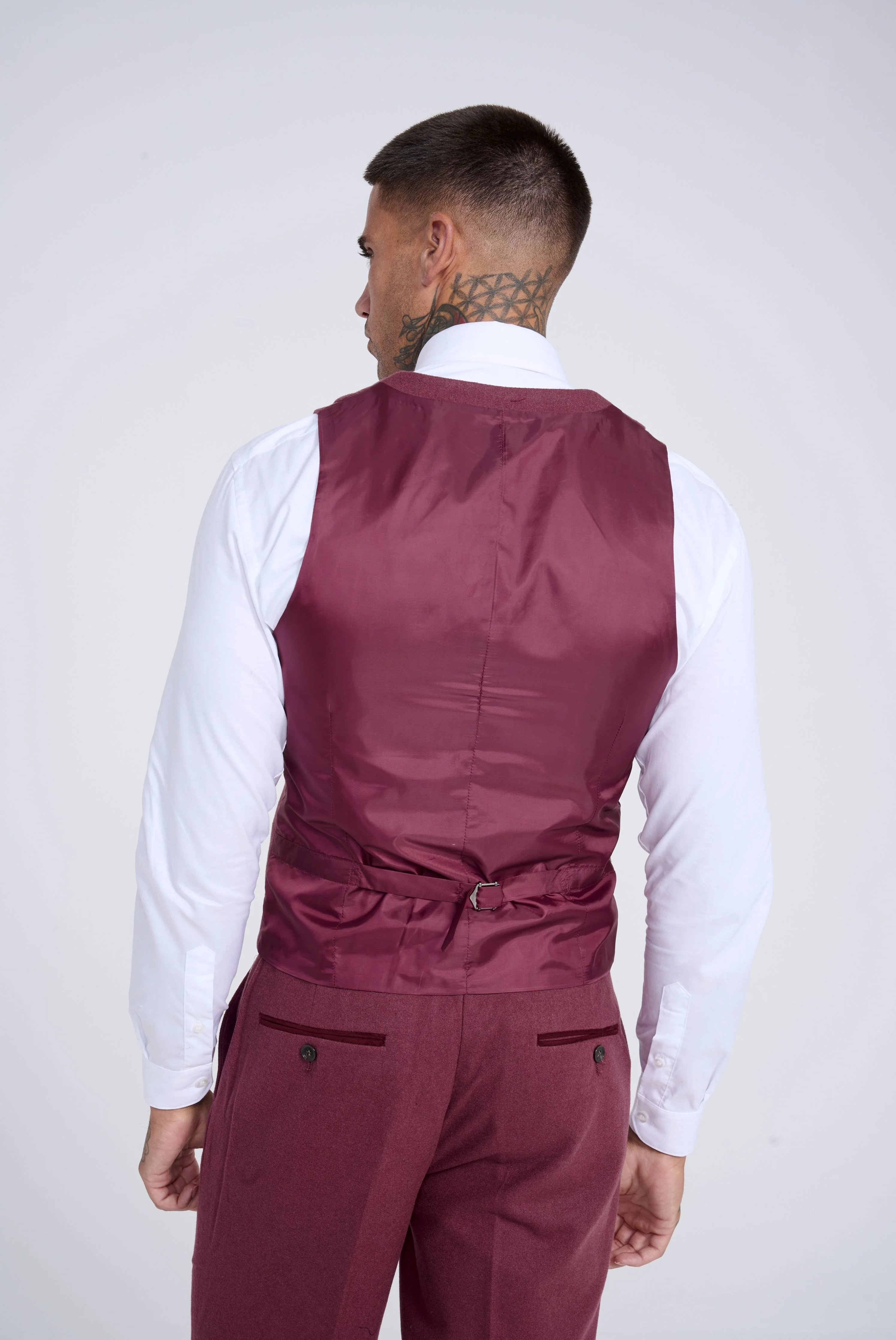 Eton Wool Tweed Three Piece Slim Fit Suit in Winter Berry - Image 5