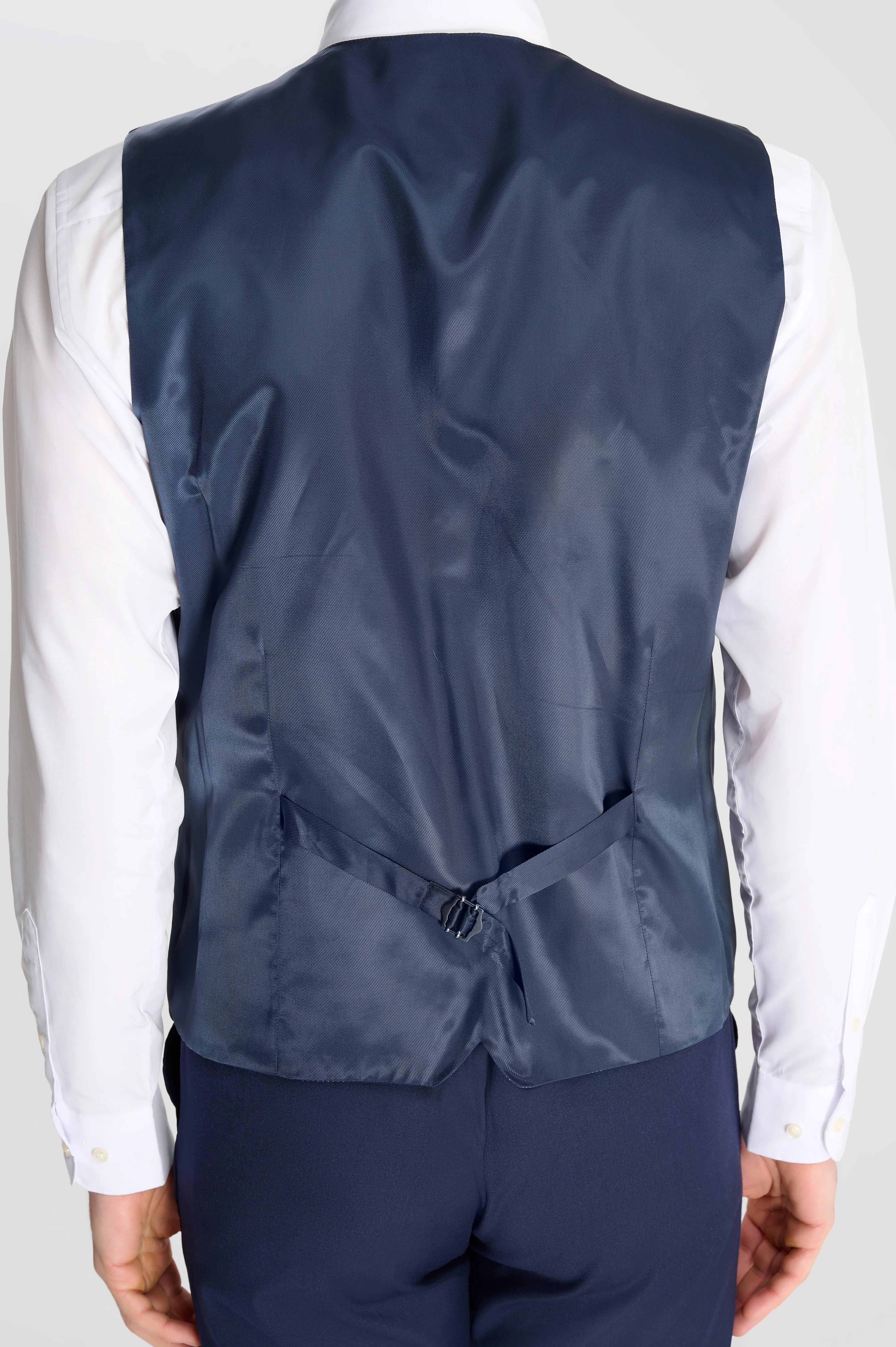 Harry Brown Raffi 3pc Suit in Navy - Image 7
