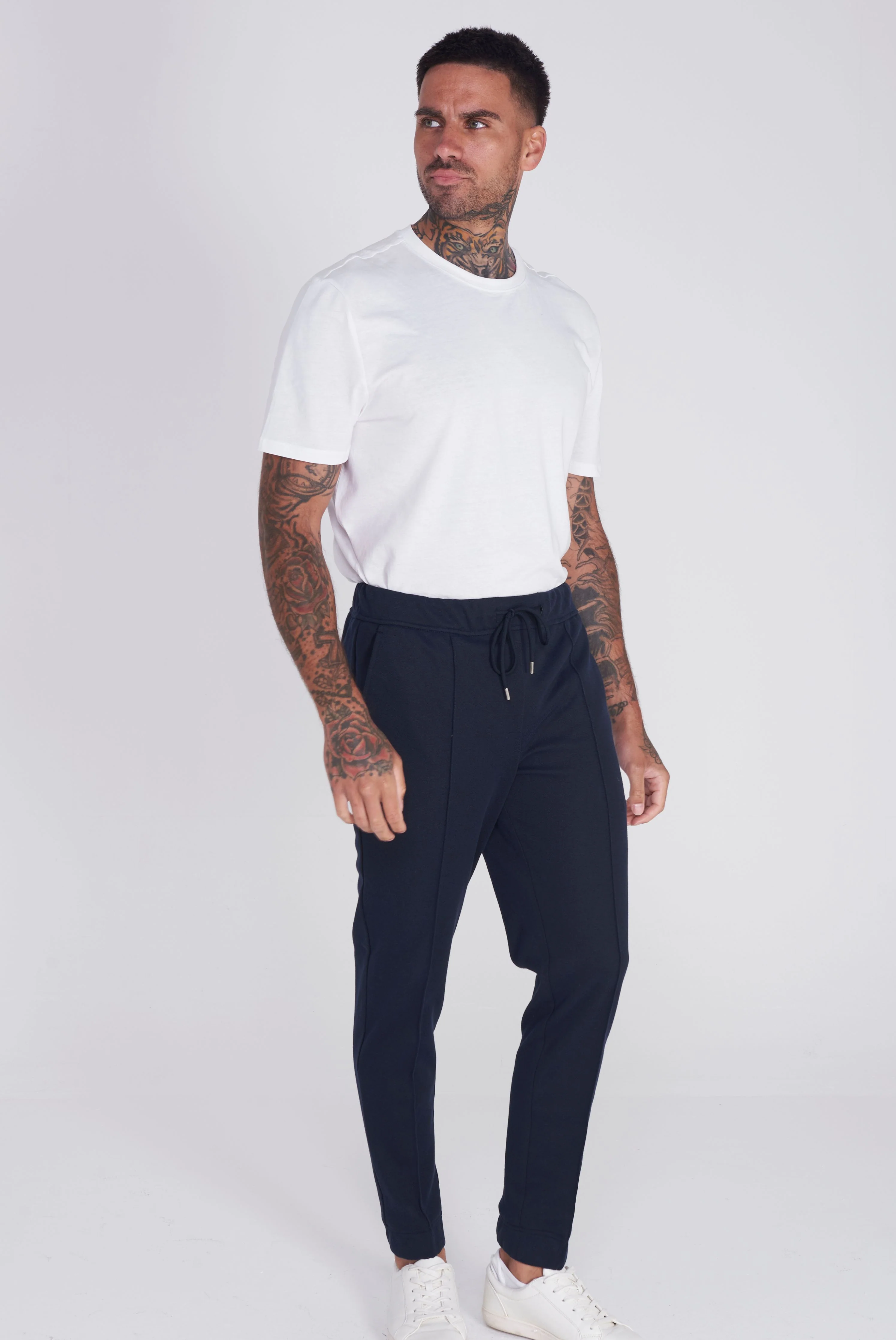 Rimini Cotton Trouser in Navy - Image 4