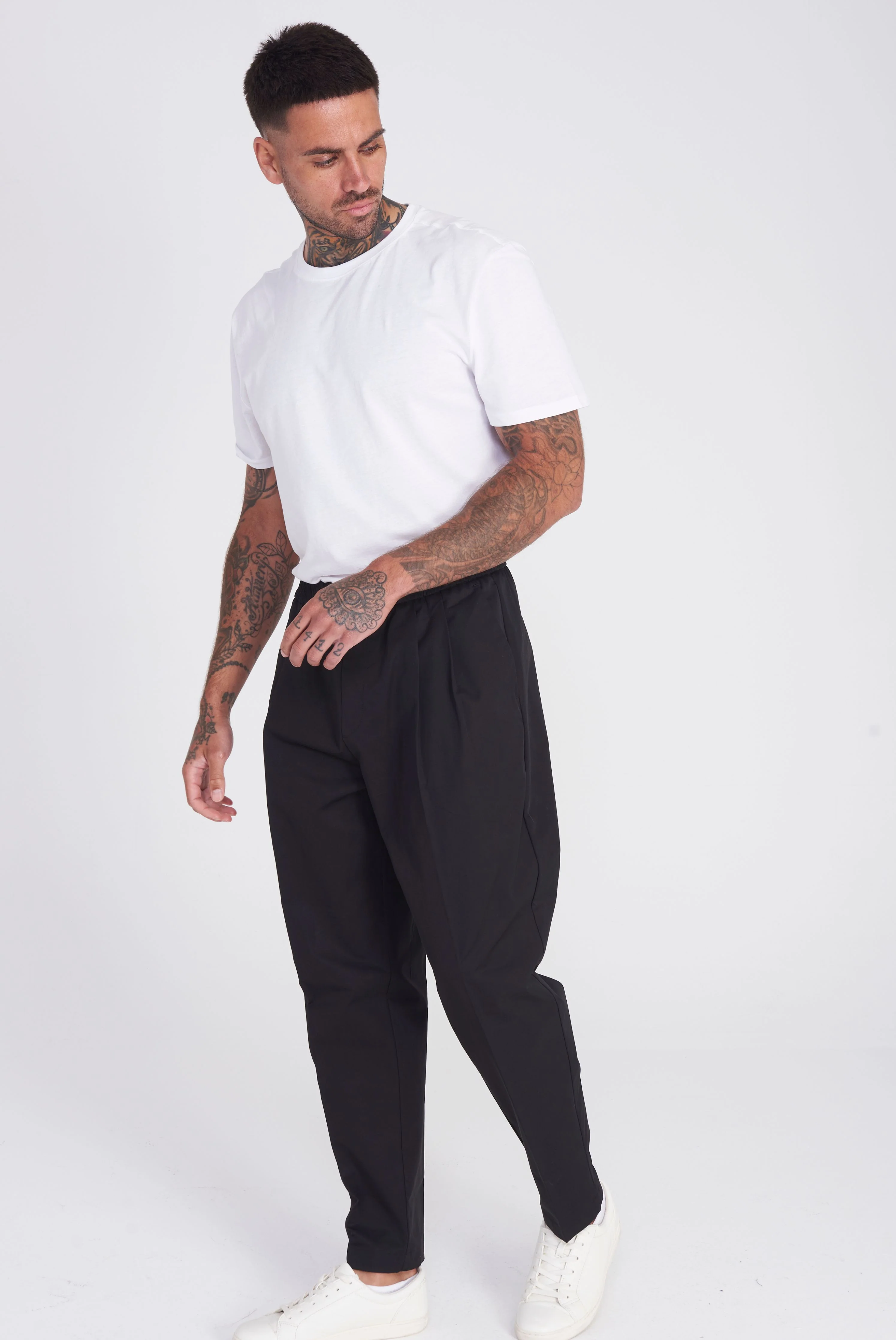 Rome Cotton Trouser in Black - Image 4